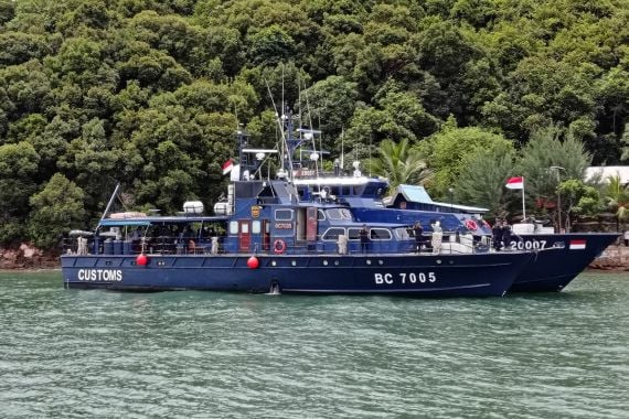 Bea Cukai Optimalkan Patroli Laut Agar Keamanan Perairan & Iklim Usaha di Batam Tetap Kondusif - JPNN.COM