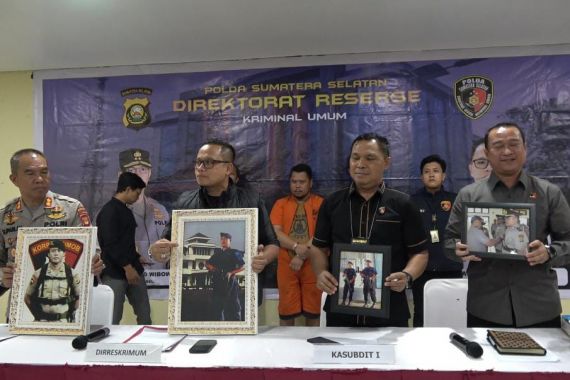 Tipu Warga Ratusan Juta, Polisi Gadungan Ditangkap di Palembang, Begini Modusnya - JPNN.COM