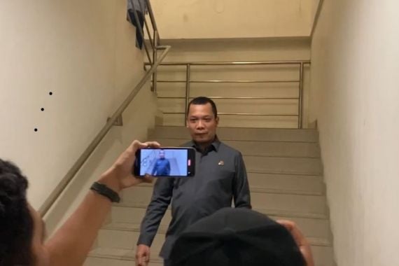 Sempat Mangkir, Eks Pj Wali Kota Pekanbaru Uun Akhirnya Penuhi Panggilan Polda Riau - JPNN.COM