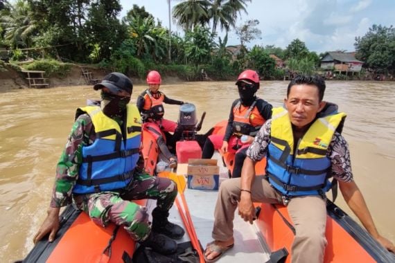 Lansia di OKU Timur Hilang saat Mandi di Sungai Komering - JPNN.COM