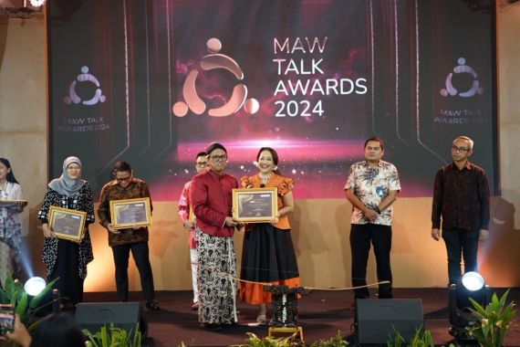 Fardila Astari Raih Penghargaan Bergengsi di MAW Talk 2024 - JPNN.COM