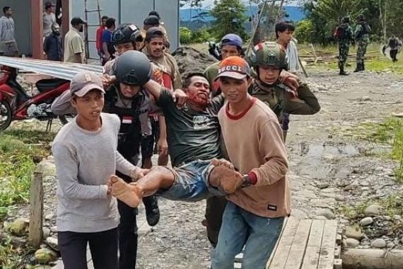 Dua Kelompok Bentrok di Depan Rumah Dinas Sekda Nduga, 3 orang Tewas - JPNN.COM