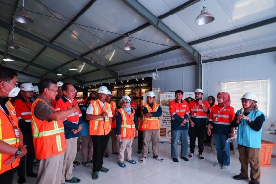 Smelter Nikel Ceria Group Resmi Gunakan Energi Baru Terbarukan - JPNN.COM