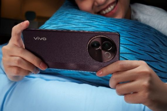 Momen Liburan Bersama Keluarga Makin Maksimal dengan Vivo V30e - JPNN.COM