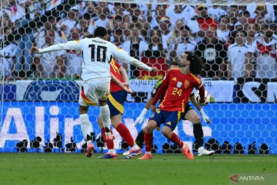 Spanyol vs Prancis, Cucurella: Ini Pertandingan Berat, tetapi Kami Tim Kuat dan Solid - JPNN.COM