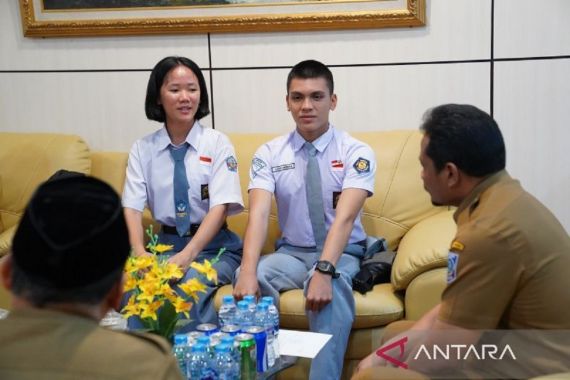 Lories Akbar & Catherine Anggota Paskibraka 2024, Berangkat ke IKN 10 Agustus - JPNN.COM