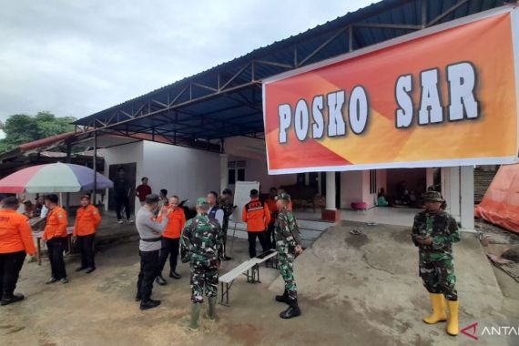 3 Korban Longsor Ditemukan di Lokasi Tambang Gorontalo, 19 Orang Masih Hilang - JPNN.COM