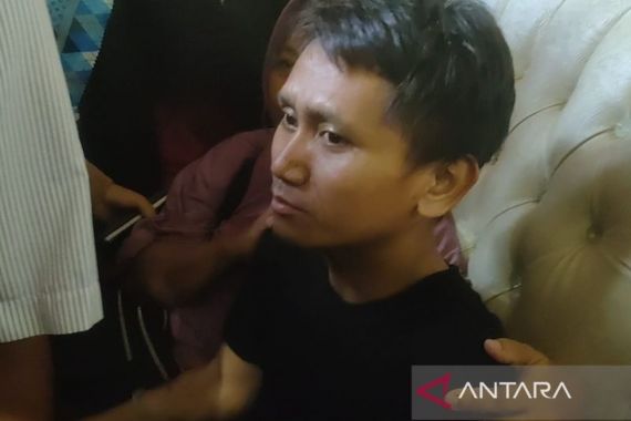 Seusai Bebas, Pegi Setiawan Pulang ke Cirebon, Disambut Keluarga & Warga - JPNN.COM