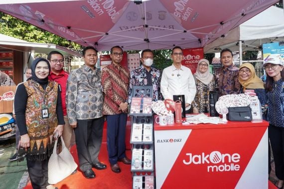 Bank DKI Subsidi 1.000 Paket Sembako untuk Penyediaan Bahan Pangan Murah di Jakarta - JPNN.COM