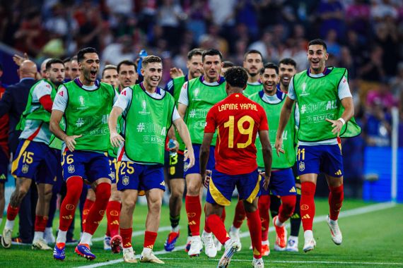 Semifinal EURO 2024 Spanyol vs Prancis: Rekor Gila Lamine Yamal - JPNN.COM