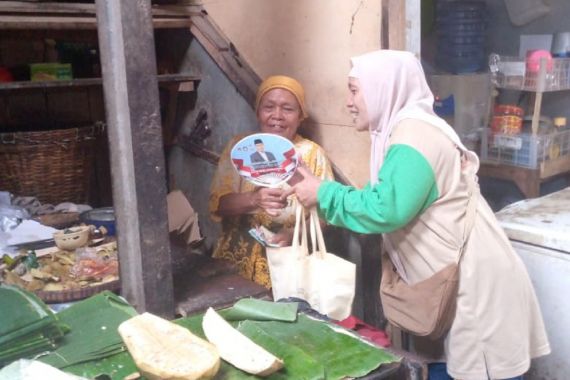 Putuskan Dukung Sudaryono, Pedagang Pasar Semarang Mengaku Kepincut Warung Juang - JPNN.COM