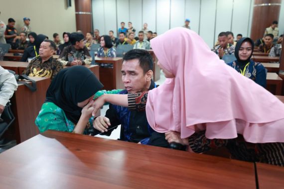 Anak Polisi Korban Bom Surabaya Diterima Sebagai Bintara Polri - JPNN.COM