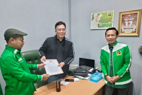 Tak Terima Dipecat Mardiono, PPP Bali Serahkan Surat Keberatan ke DPP - JPNN.COM