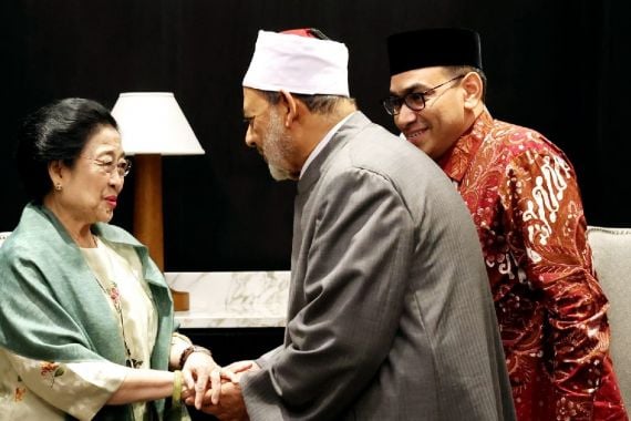 Megawati Bertemu Imam Besar Al Azhar Selama Satu Setengah Jam, Ini yang Dibahas - JPNN.COM