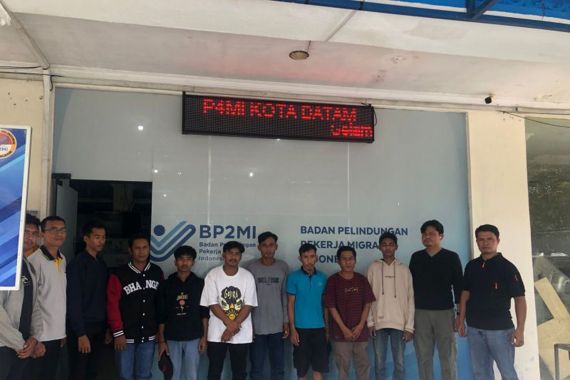 Polisi Menggerebek Rumah Penampungan PMI Ilegal Milik HB di Nongsa - JPNN.COM