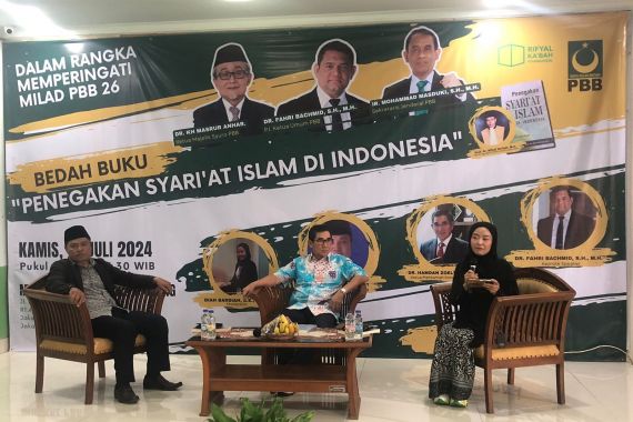 Hamdan Sebut Penerapan Syariat Islam Tak Bertentangan dengan Sistem Hukum - JPNN.COM