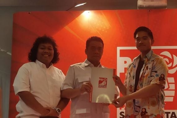 Riza Patria-Marshel Widianto Didukung Gerindra, PSI, NasDem untuk Pilkada Tangsel - JPNN.COM