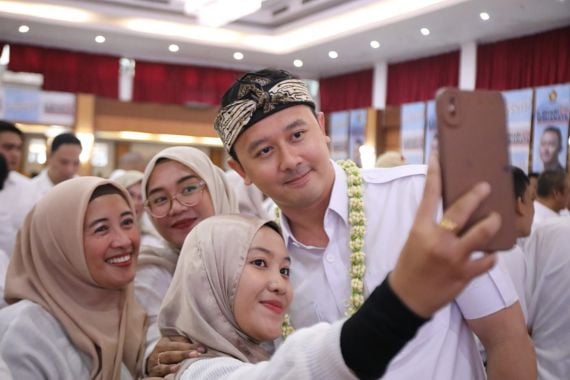 Gerindra Deklarasikan Kang Dhani Calon Wali Kota Bandung, Muzani: Insyaallah Menang Lagi - JPNN.COM