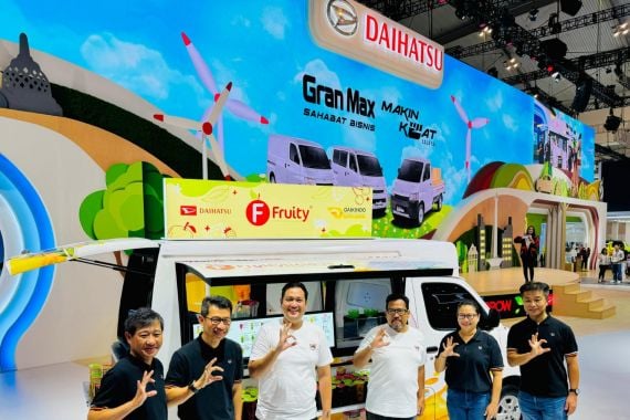 Daihatsu Tawarkan Kemudahan Memiliki Gran Max dan Promo Menarik Lainnya di GIIAS 2024 - JPNN.COM