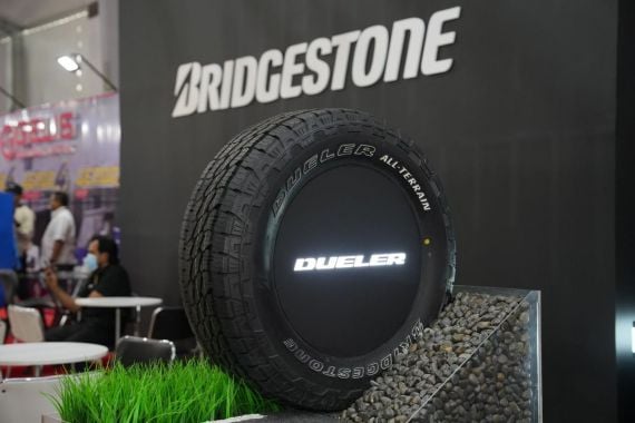 Bridgestone Hadirkan Inovasi Produk Terbaru dan Beragam Promo Menarik di GIIAS 2024 - JPNN.COM