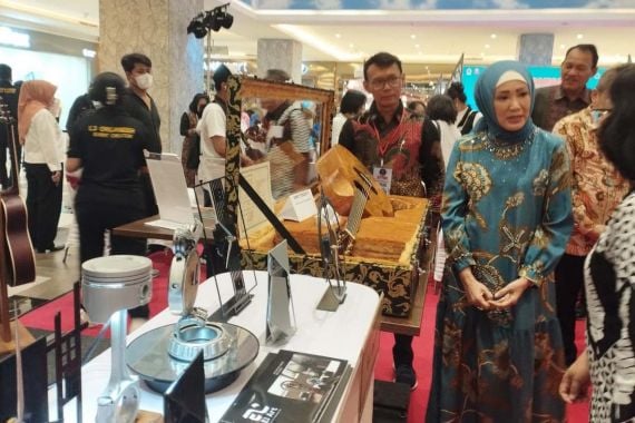 UMKM Expo Jateng di Bali Dibuka, Hasilkan Kontrak Bisnis Senilai Rp 66 Miliar - JPNN.COM