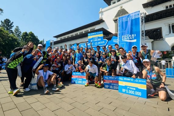 Atlet dan Pelari Asics Indonesia Tampil Apik di Pocari Sweat Run Indonesia 2024 - JPNN.COM