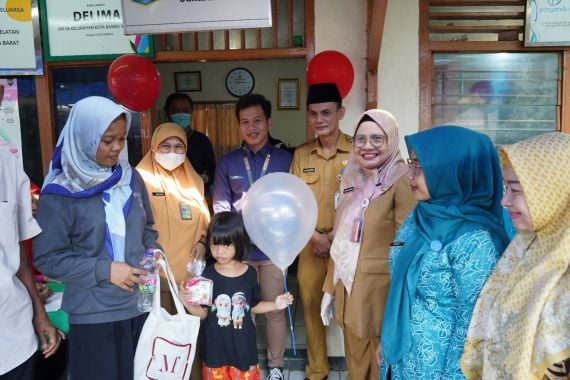 Hari Anak Nasional, PLN Indonesia Power UBH Dukung PIN Polio di Kota Bambu Selatan - JPNN.COM
