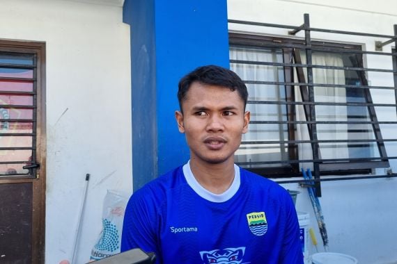 Kata Dimas Drajad Setelah Debut Bersama Persib Dinodai Kekalahan dari Borneo FC - JPNN.COM
