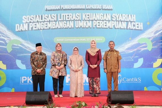 Bareng OJK, PNM Beri Edukasi Keuangan Syariah untuk Perempuan Pelaku UMKM - JPNN.COM