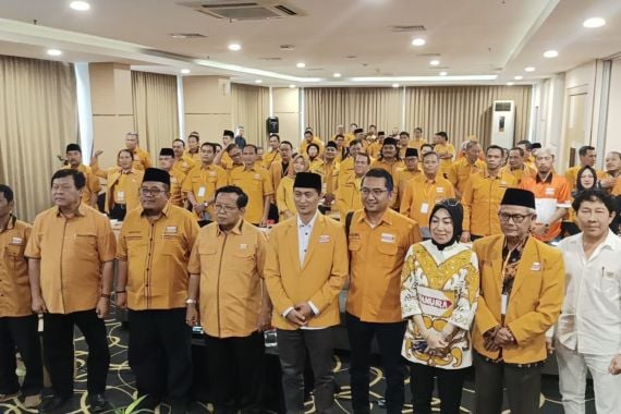 Hanura Jatim Usulkan Munas Dipercepat dan Oso Kembali Jadi Ketua - JPNN.COM