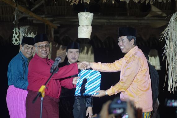 GERATIK di Festival Biduk Gedang Selang Beangkut, Ingatkan Pentingnya Jaga Lingkungan - JPNN.COM