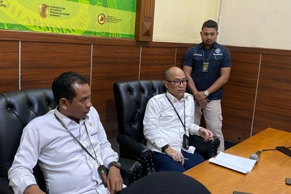 PN Surabaya Tak Berwenang Menonaktifkan 3 Hakim yang Vonis Bebas Ronald Tannur - JPNN.COM