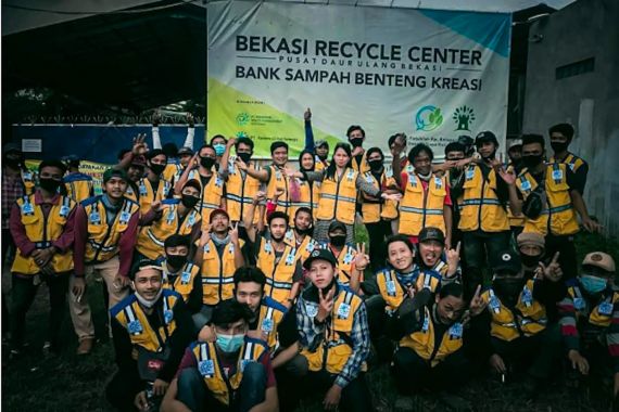 Ikut Tangani Masalah Sampah di Indonesia, Wilda Yanti Raih Penghargaan Internasional - JPNN.COM