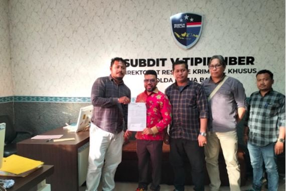 Perihal OPM, Senator Filep Wamafma Laporkan Alvarez Kapisa ke Ditreskrimsus Polda Papua Barat - JPNN.COM