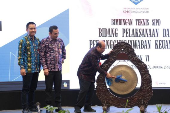 Kemendagri Dorong Pemerintah Daerah Menggunakan SIPD RI - JPNN.COM