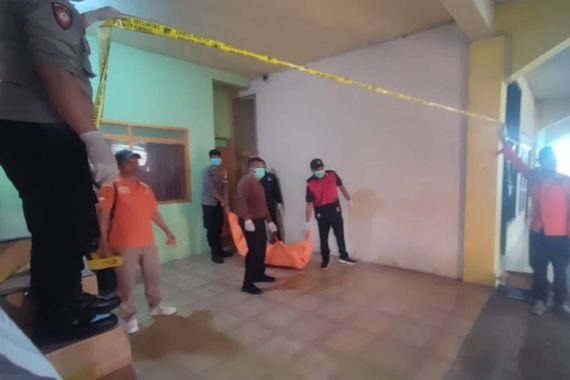 Rudi Karyana Ditemukan Tewas Membusuk di Toilet Rumahnya di Tasikmalaya - JPNN.COM