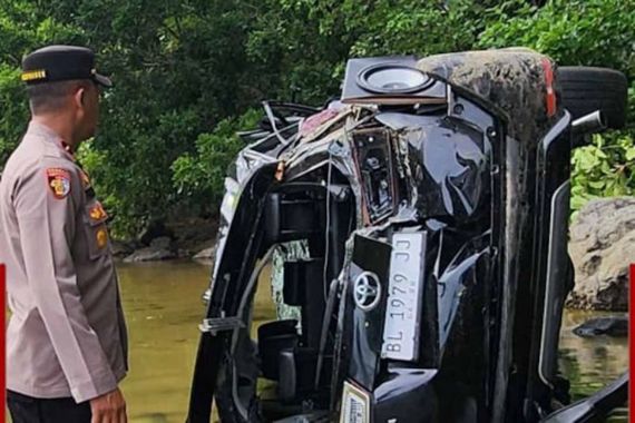 Minibus Masuk Jurang Sedalam 30 Meter di Aceh, 1 Orang Tewas - JPNN.COM