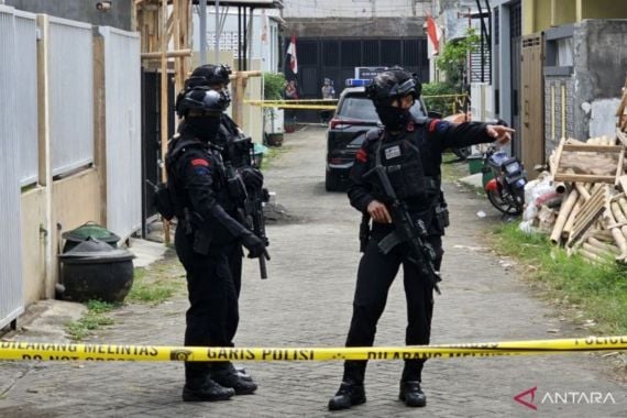 Densus 88 Bergerak, Tangkap 3 Teroris di Kota Batu - JPNN.COM