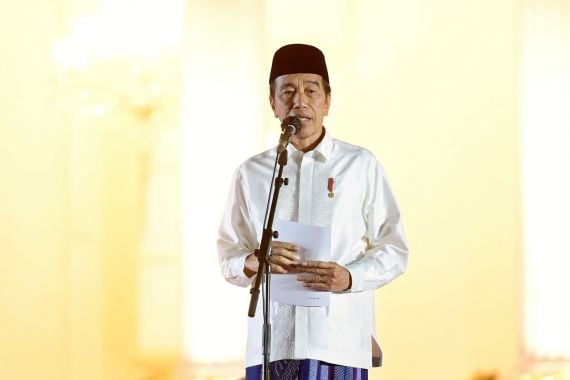 Jokowi Senang Transisi Pemerintahan ke Prabowo Lancar Lalu Membandingkan dari SBY - JPNN.COM