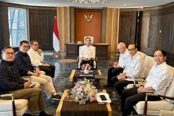 Jokowi Gelar Sidang Kabinet Paripurna di IKN 12 Agustus, Semua Menteri Hadir - JPNN.COM