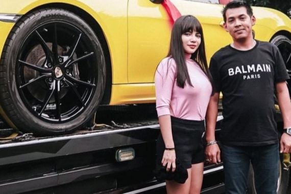Kekasih Dinar Candy, Ko Apex Laporkan Rekan Bisnis ke Polisi - JPNN.COM