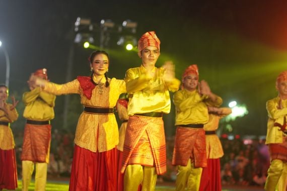 Festival Keris Siginjai Tampilkan Teater Karya Hasil Inkubasi Pemuda-Pemudi Jambi - JPNN.COM
