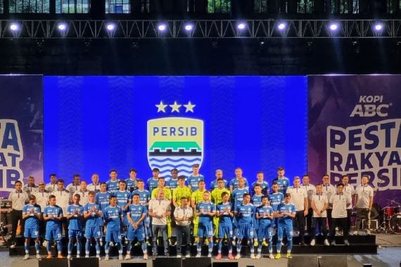 Persib Bandung Perkenalkan Skuad Liga 1 2024/25, Masih Ada Abdul Aziz - JPNN.COM