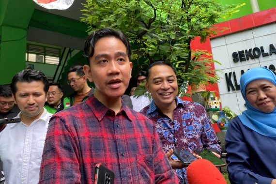 Golkar Nilai Kunjungan Gibran ke Surabaya sebagai Sinyal Dukung Eri Cahyadi - JPNN.COM