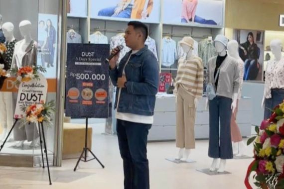 Dust Hadirkan Nuansa Baru di Showroom Pertama di Jabodetabek - JPNN.COM