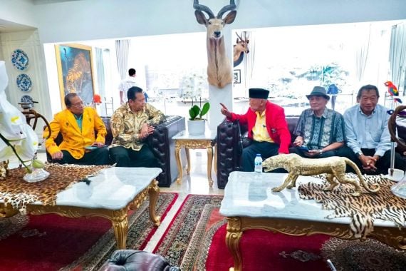 Bamsoet Tegaskan Kesiapan SOKSI Sukseskan Munas Golkar dan Pilkada 2024 - JPNN.COM