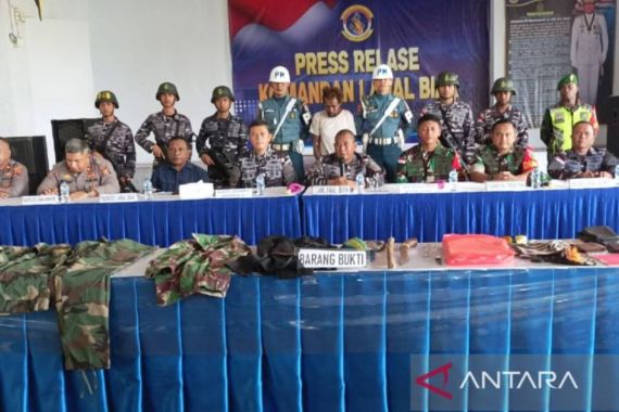 TNI AL Tangkap Anggota OPM yang Sedang Melakukan Mata-Mata - JPNN.COM