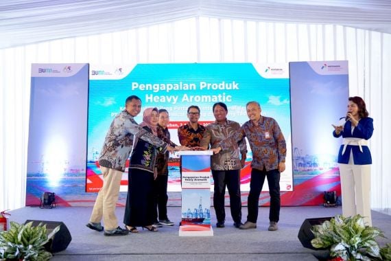 Pertachem Gerak Cepat Jual Petrokimia Heavy Aromatic ke Hazira Port - JPNN.COM