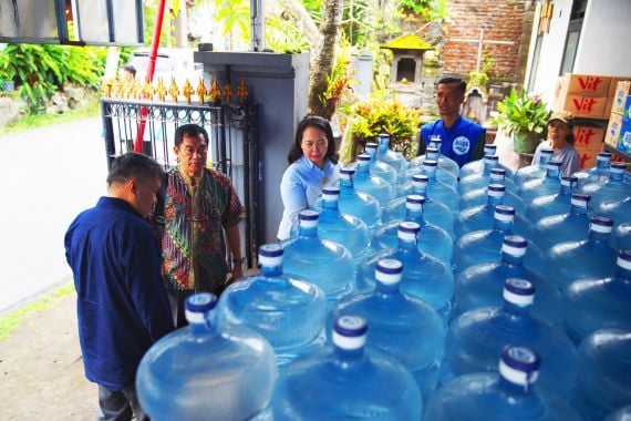 Aqua Selalu Menjaga Kualitas Produknya Agar Memenuhi Standar Keamanan Pangan - JPNN.COM