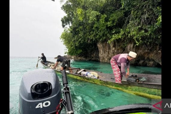 KKP Amankan 3 Pelaku Pengeboman Ikan di Banggai Laut Sulteng - JPNN.COM